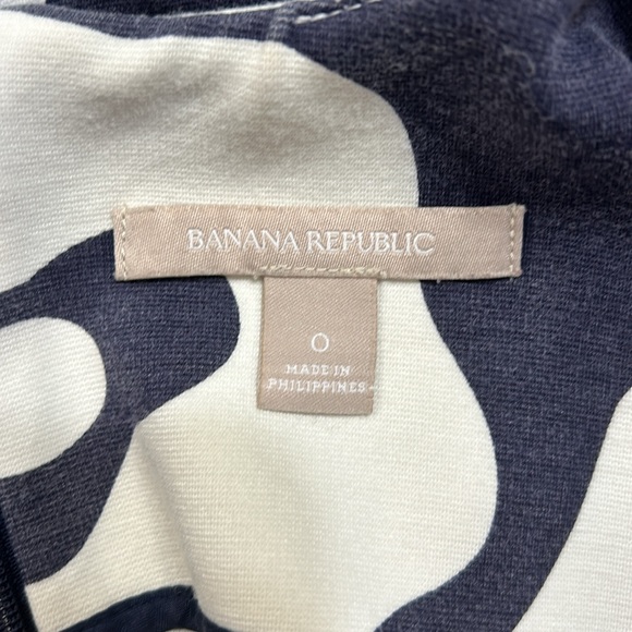 Banana Republic Shirt - Picture 4 of 5
